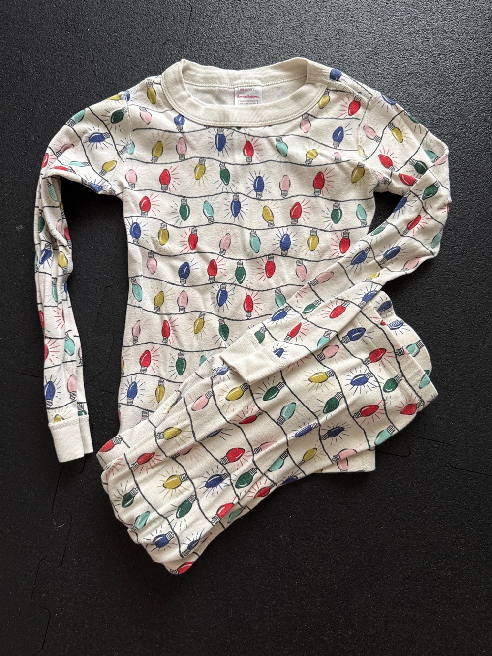 Hanna Andersson Pajama Set with Multicolor Holiday Light Print